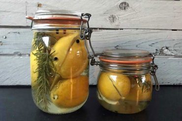 Citrons confits au sel