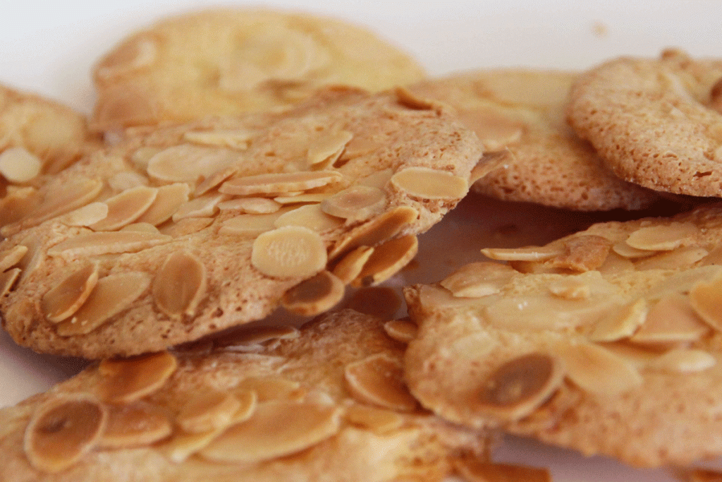 amandes-sur-plat_light